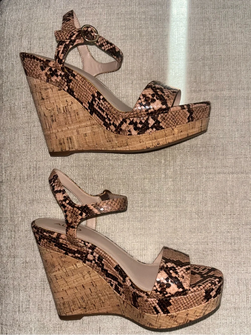 ALDO Snake Print Cork Platform Wedge Sandals Heels 8.5 Buckle Neutral Date Night